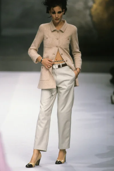 Look 29